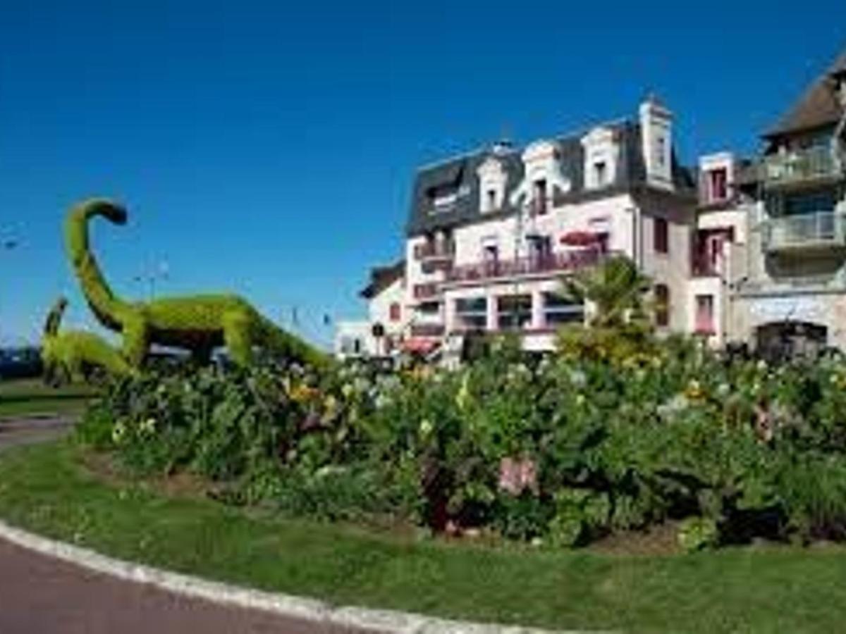 Appartement En Front De Mer A Villers-Sur-Mer Face Au Casino, 2P Tout Equipe Avec Parking Privatif - Fr-1-712-14 외부 사진